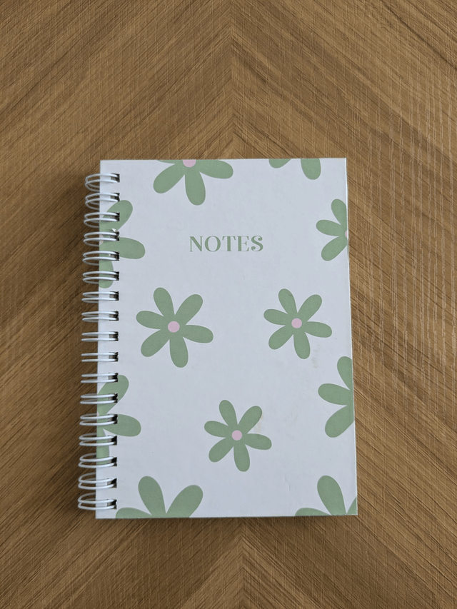 Carnet A6 Fleurs vertes - REF613