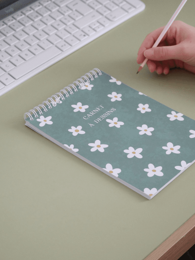 Carnet à dessins Fleuri